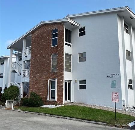5th image of 234 Hibiscus Ave APT 369