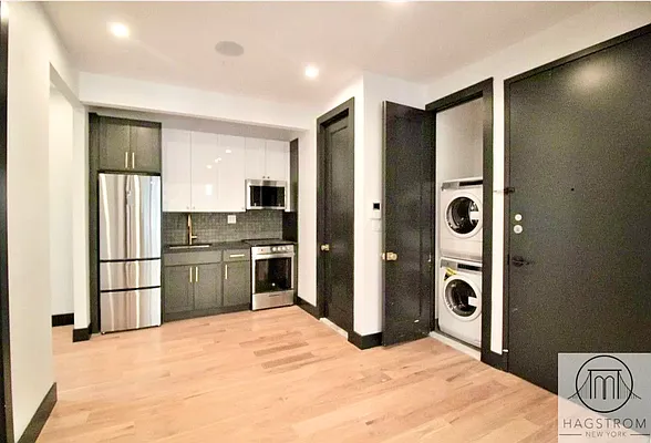 Rented by Hagstrom Management Inc | media 29