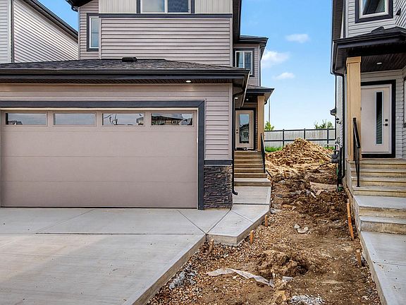 3rd image of 294 Munn Way