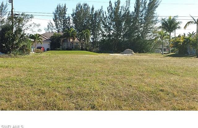 2nd image of 1218 SW 14th Ter