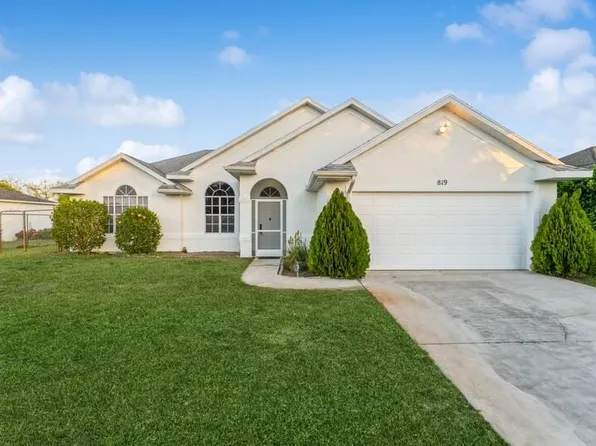 819 SW Duncan Terrace, Port St Lucie, FL 34953