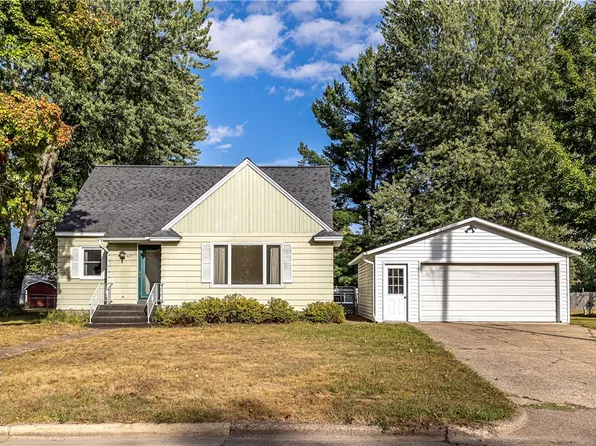 607 Alder Street, Black River Falls, WI 54615