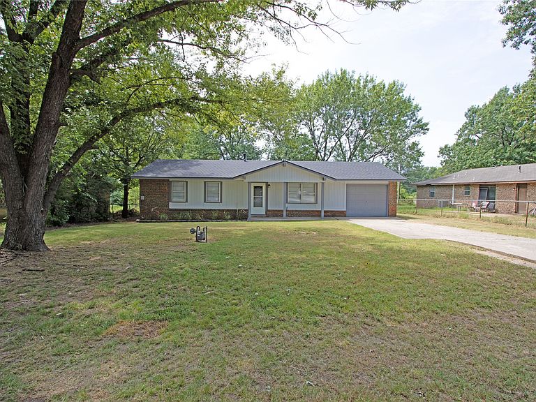 Listing photo 4