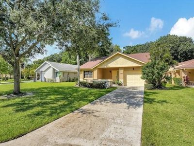 2481 Ginger Ave, Coconut Creek, FL, 33063