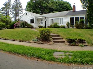 220 Dessa Dr, Hamden, CT 06517