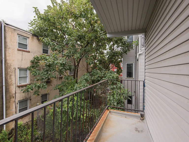 1818 Harlan St #2 — Photo 16