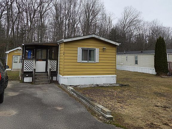 2nd image of 46 Edstrom Road LOT B