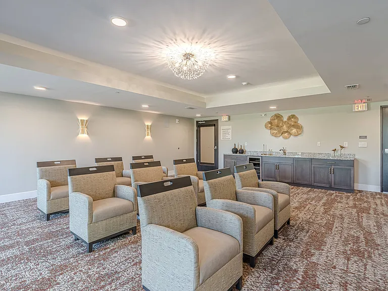 Sandpiper Glen 62+ Apartments — Photo 22