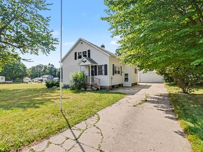 816 State St, Fremont, MI, 49412