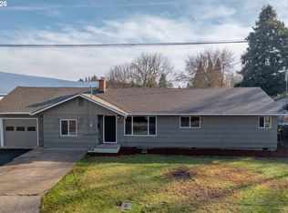 2014 NE Galloway St, McMinnville, OR 97128