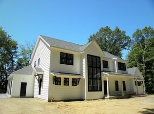 86 Devitt Rd, Waterford, NY 12188