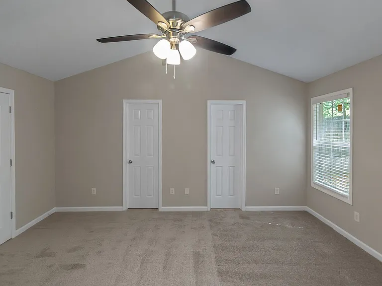 11523 Vinea Ln — Photo 8