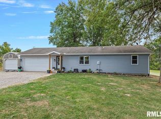 13260 Hall Dr, Mechanicsburg, IL 62545