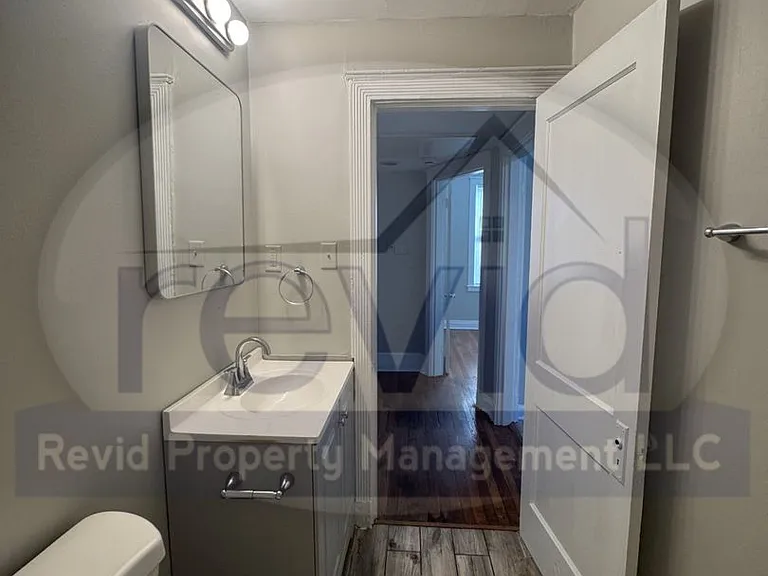 220 S. Cleveland St — Photo 23