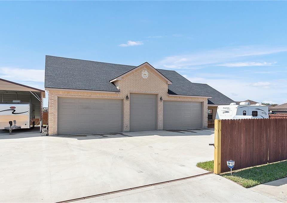 1st image of 23739 Richmond Dr