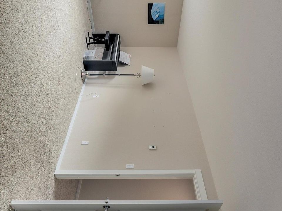 1st image of 221 9th St APT 204C