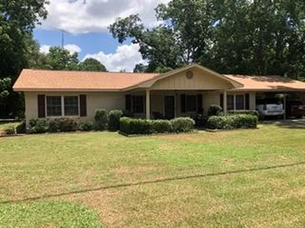 141 Pacific St, Dothan, AL 36303