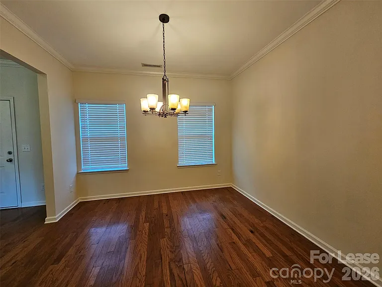 2824 Hopeton Ct — Photo 5