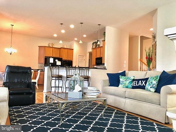 2nd image of 36347 Sunflower Blvd