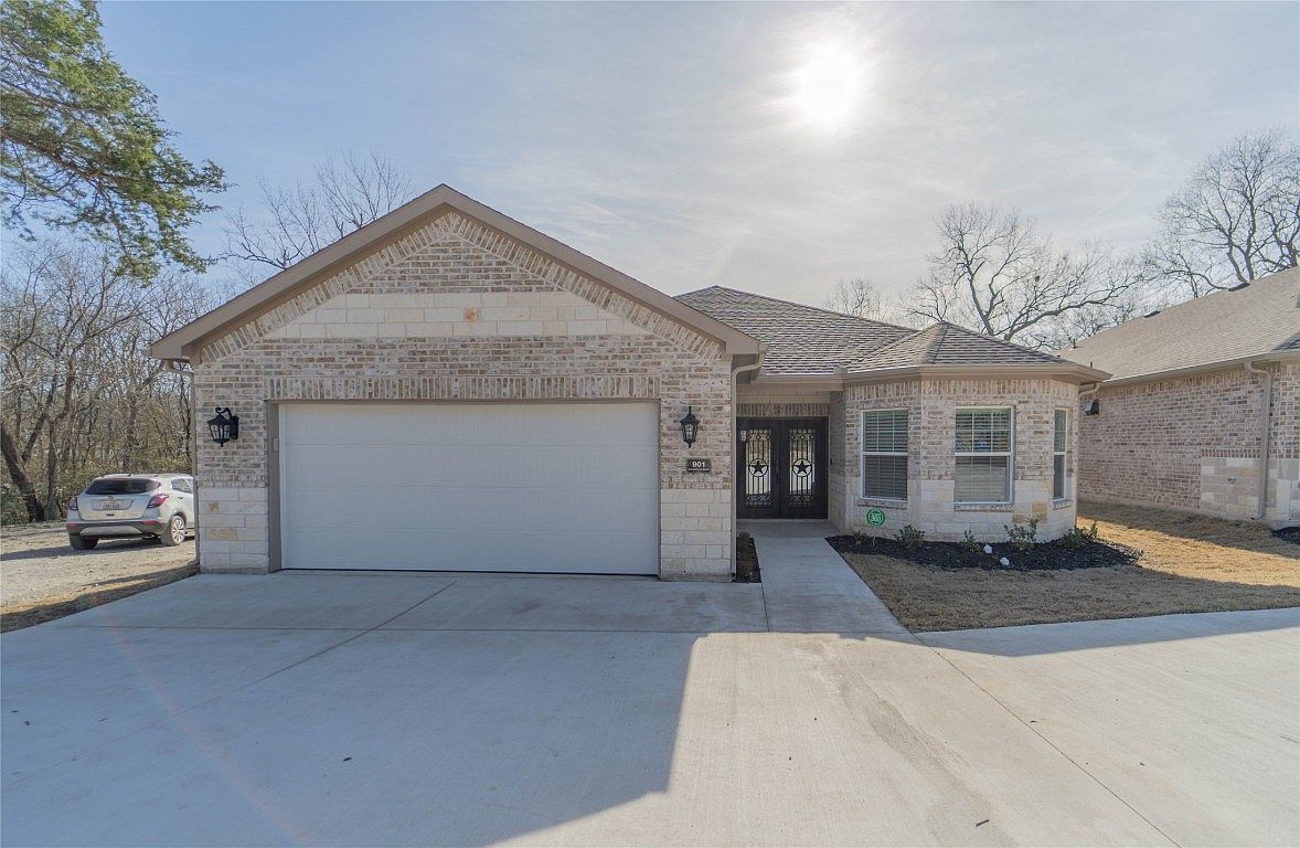 901 E Jefferson St, Van Alstyne, TX 75495 MLS 20363386 Zillow