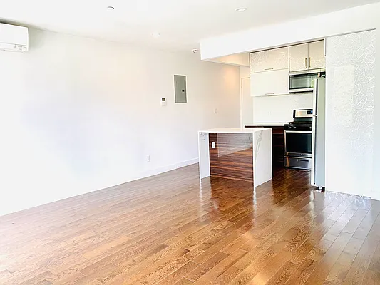 Rented by Blue Egg Realty Corp | media 1