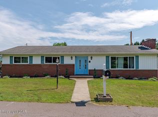 8 Hillside Rd, Sugarloaf, PA 18249