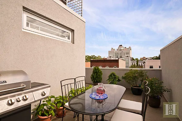 Sold by Halstead Real Estate | media 24