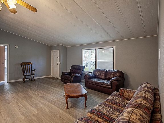 4th image of 2265 W Norman Cir