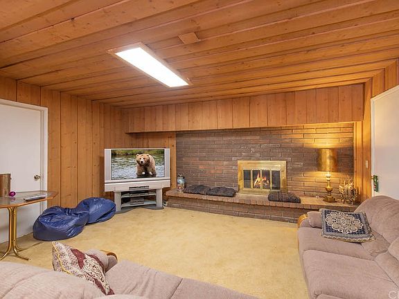 3rd image of 28667 Shenandoah Dr