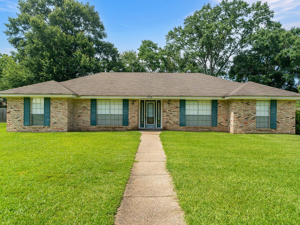 1st image of 2311 Sunset Dr