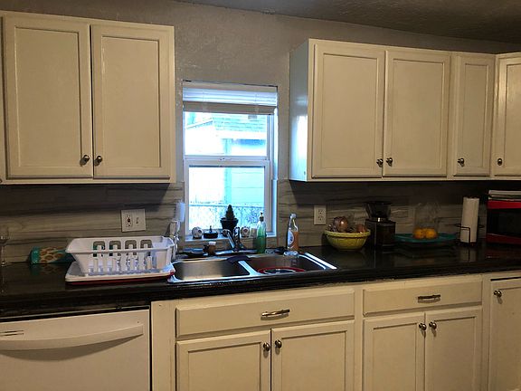 5th image of 1312 W South Ave
