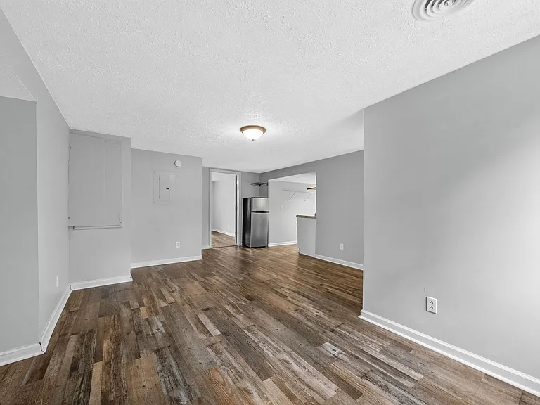 718 Central Ave — Photo 8