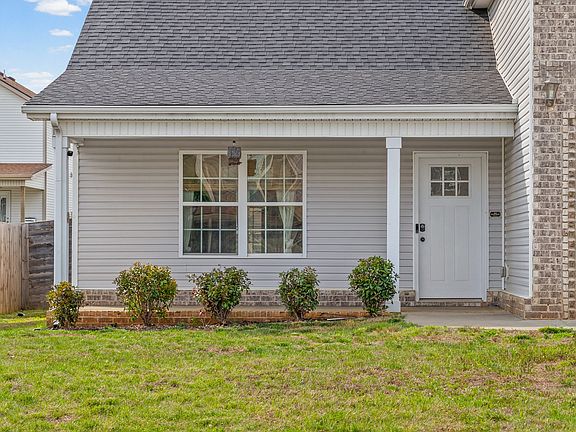 3rd image of 1065 Whitney Dr