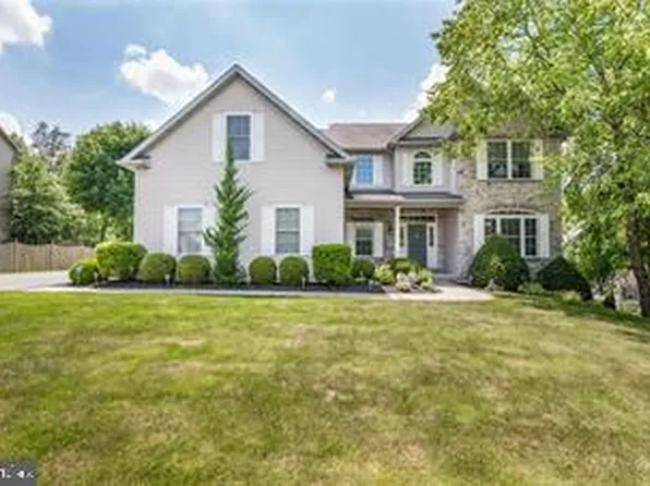 133 Roja Ln, Mertztown, PA 19539