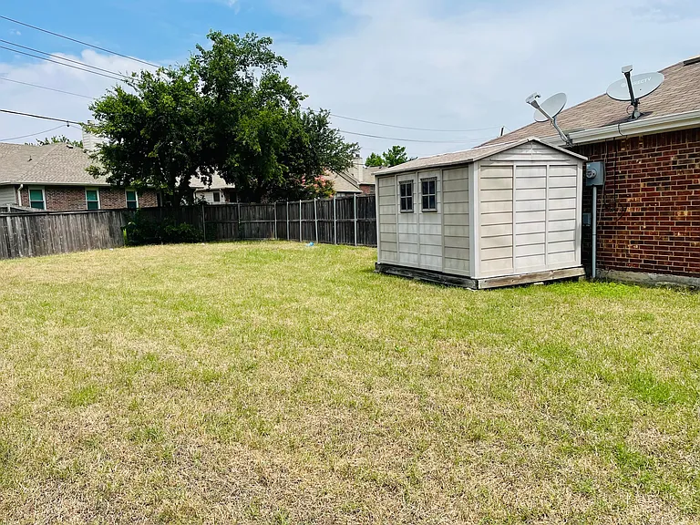 5621 Flowerwood Ln — Photo 33