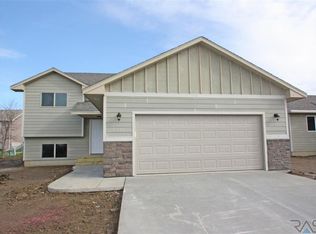 6516 W Amber St, Sioux Falls, SD 57107