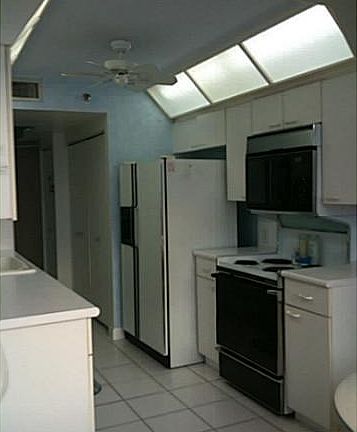 3rd image of 30185 Country Club Dr. #1206