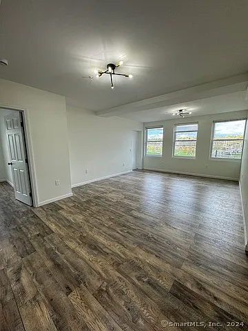 61 Colony St #3C — Photo 3