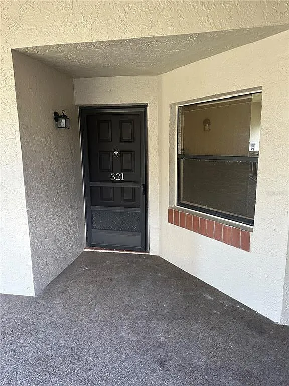 2 bed, 2.0 bath, 995 sqft, $1,750 — Photo 2