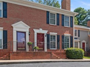 112 Mount Vernon Cir, Sandy Springs, GA 30338