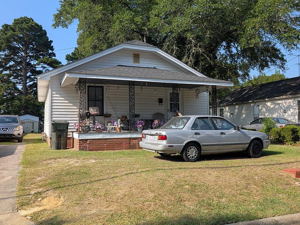 1st image of 807 Randolph Street S