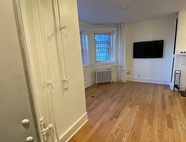 458 Beacon St #1 — Photo 11