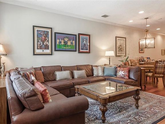 2nd image of 375 W Welbourne Ave #107