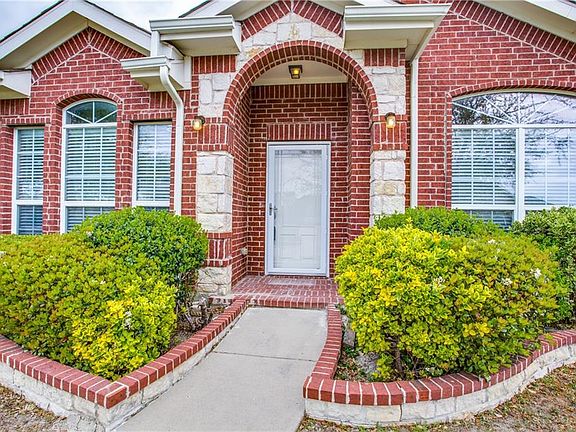 3rd image of 341 Idaho Ln