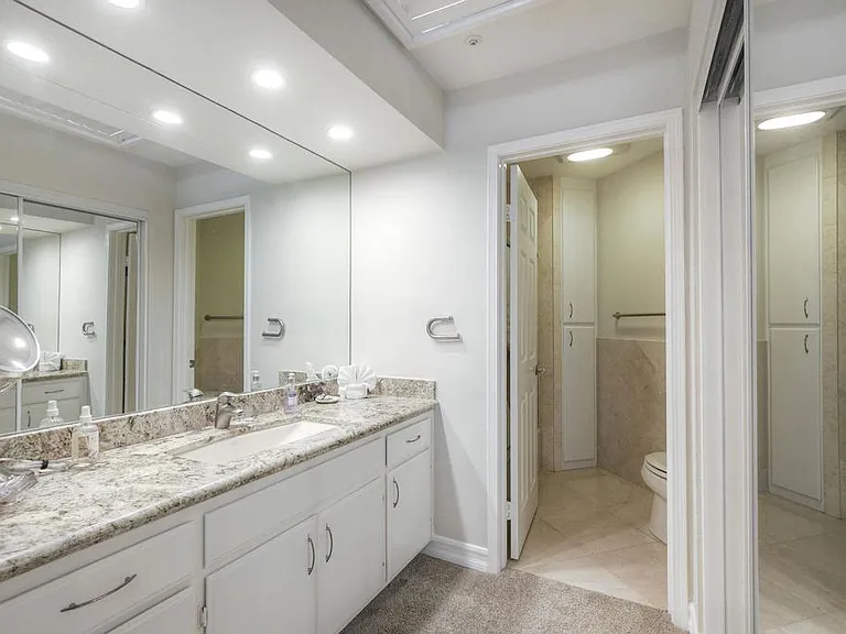 400 N Pacific St N #314 — Photo 11