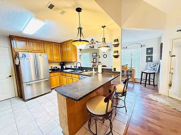 5th image of 355 Fern Ridge Rd