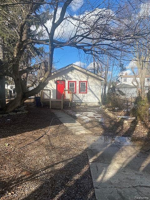 1st image of 1524 Pagel Ave
