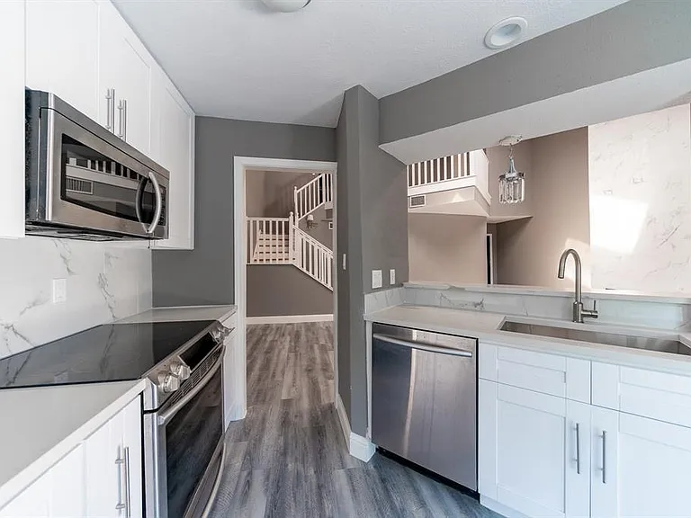 9400 Doliver Dr #34 — Photo 15