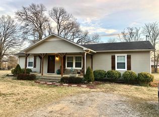 203 Church St, Summertown, TN 38483
