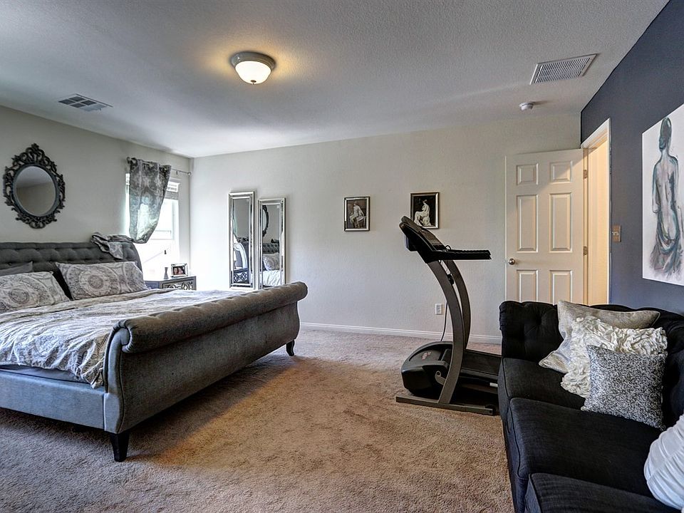 Huge Master Bedroom